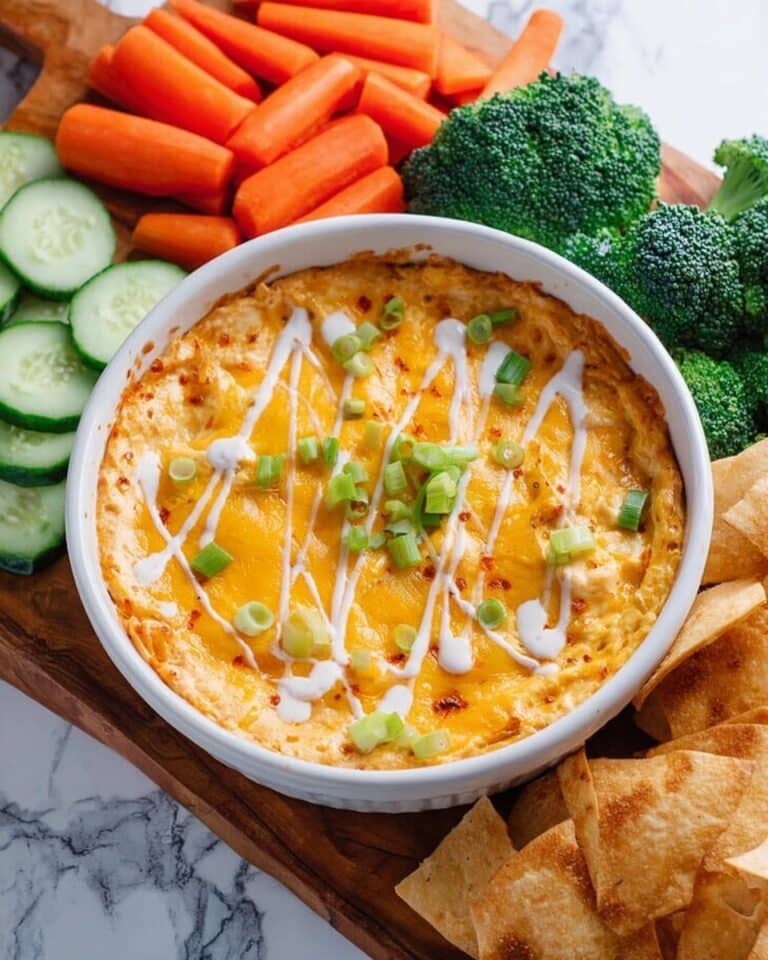 Healthy Buffalo Chicken Dip Recipe